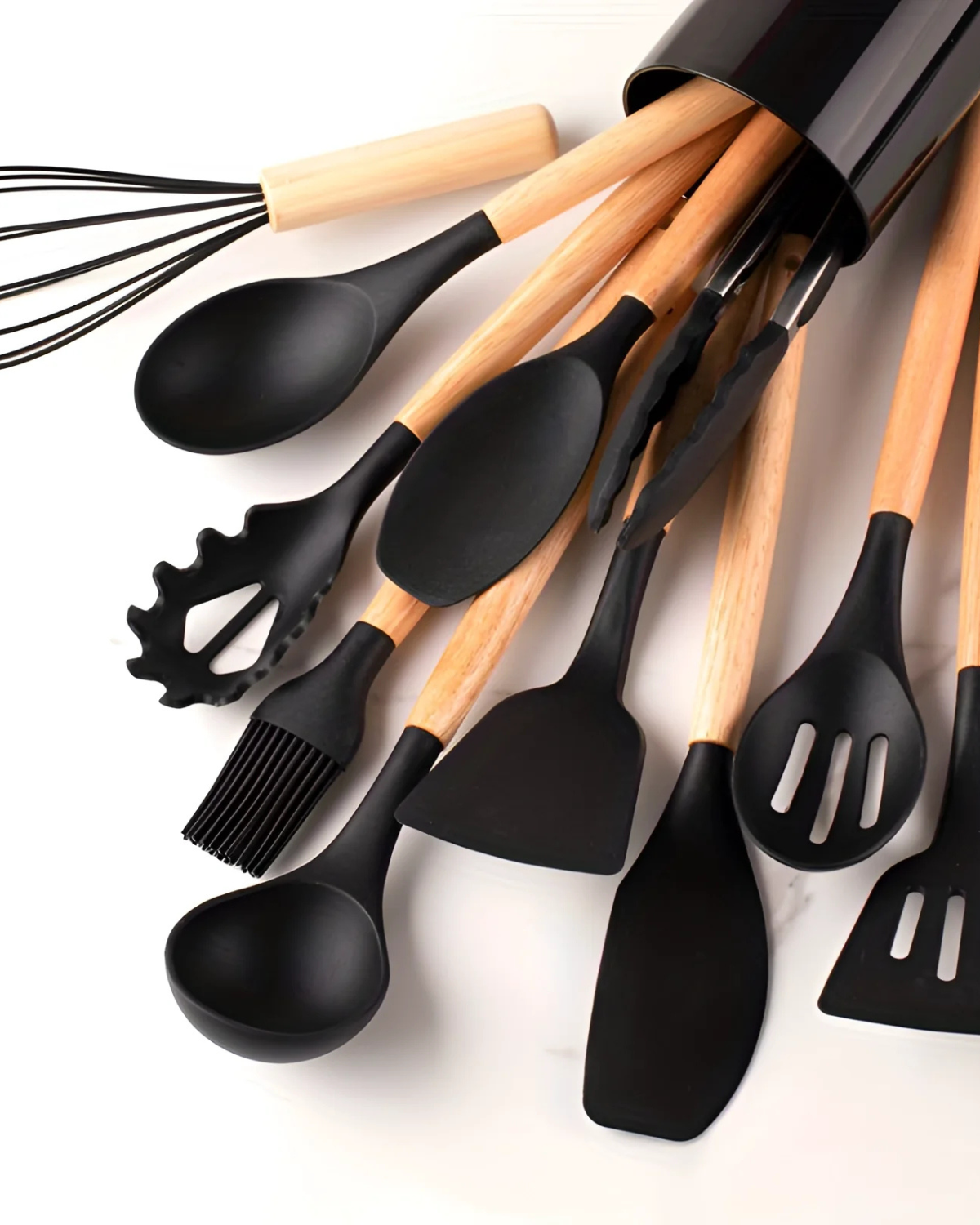 Naturéa – Eco-friendly Silicone Kitchen Set with Bamboo Handles (12-piece)