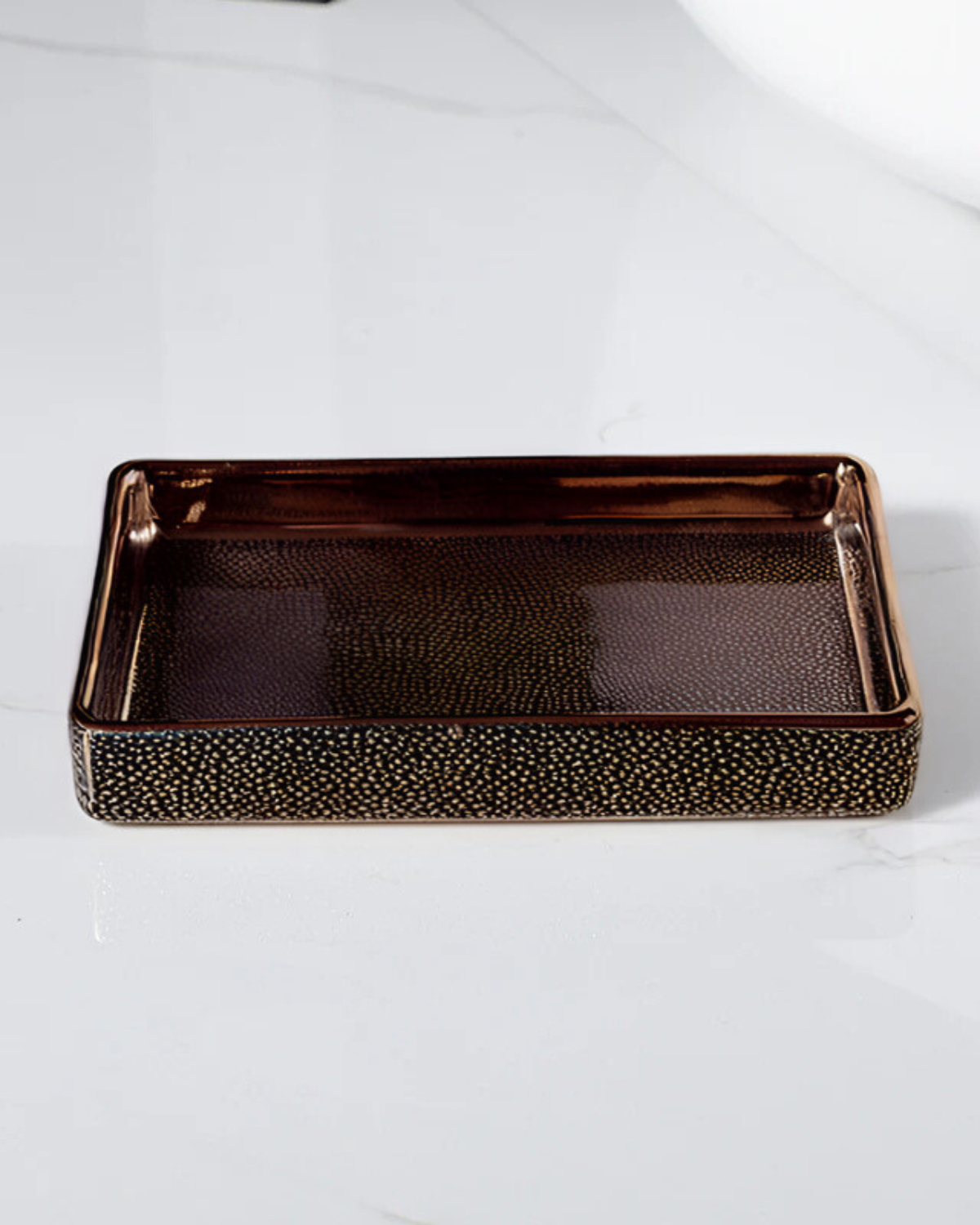 Opulisse – Luxury Bathroom Set with Refined Texture and Golden Accents