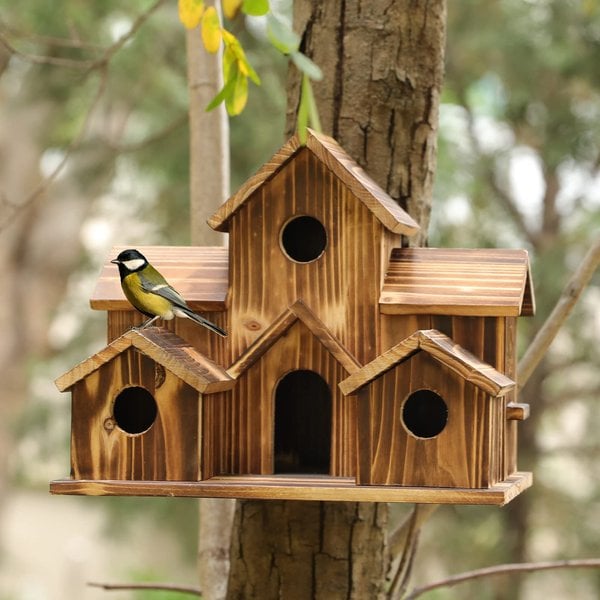 Rustica – Luxury Birdhouse with Authentic Charm