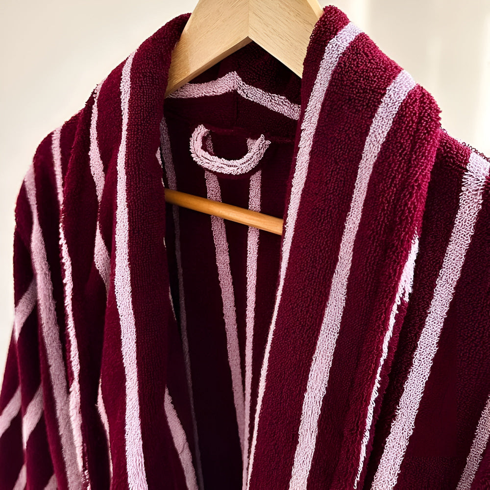 VelvetDawn – Elegant Bathrobe of Luxury Cotton with Timeless Stripe Details