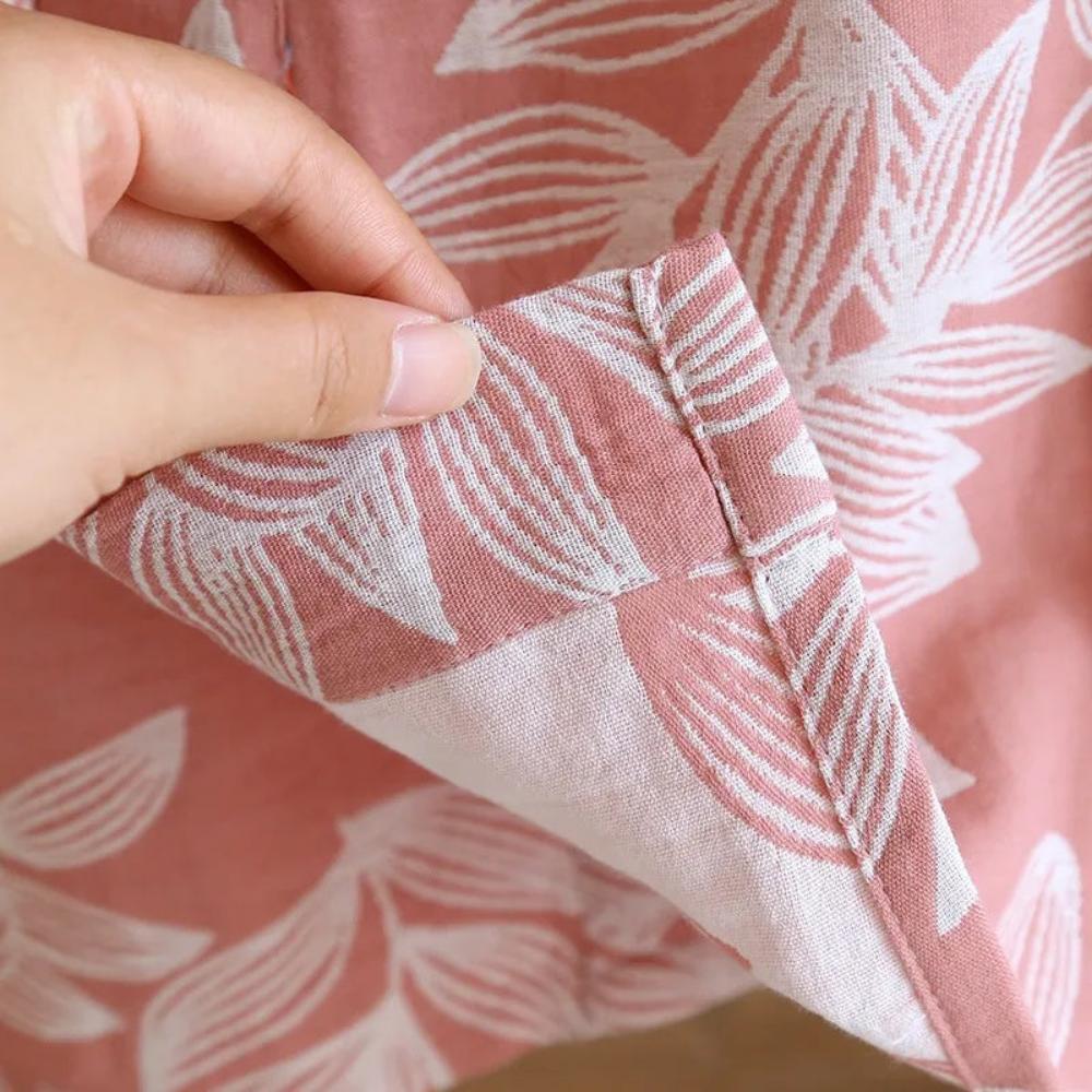 SereniLoom – Soft & Breathable Kimono Bathrobe of Luxury Cotton for Relaxing Moments