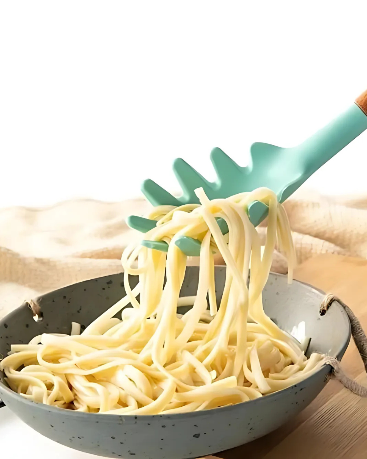 Naturéa – Eco-friendly Silicone Kitchen Set with Bamboo Handles (12-piece)