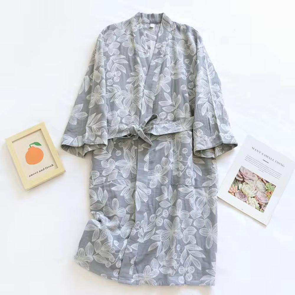SereniLoom – Soft & Breathable Kimono Bathrobe of Luxury Cotton for Relaxing Moments