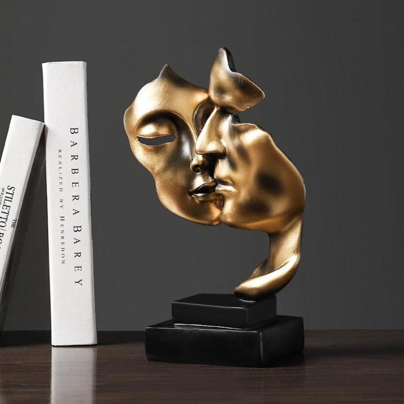 EternalEmbrace – Luxury Romantic Sculpture with Timeless Elegance