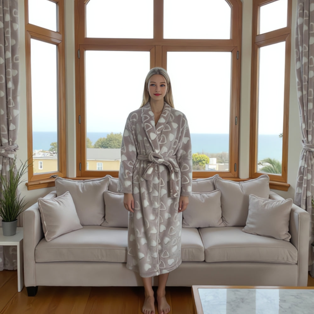 VelvEssence – Luxury Flannel Bathrobe with Soft Wellness Look
