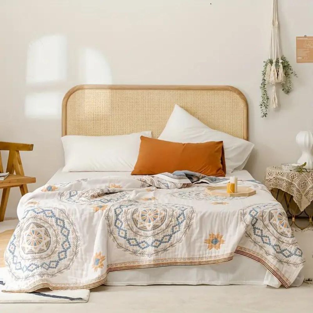 LunaWeave Luxe Living Throw – Cotton Mandala Blanket for a Boho-Chic Interior