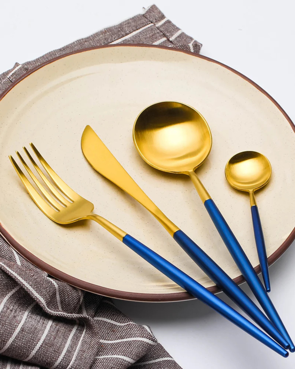 La Lumine – Luxury Cutlery Set with Gold Accents & Matte Black Handles