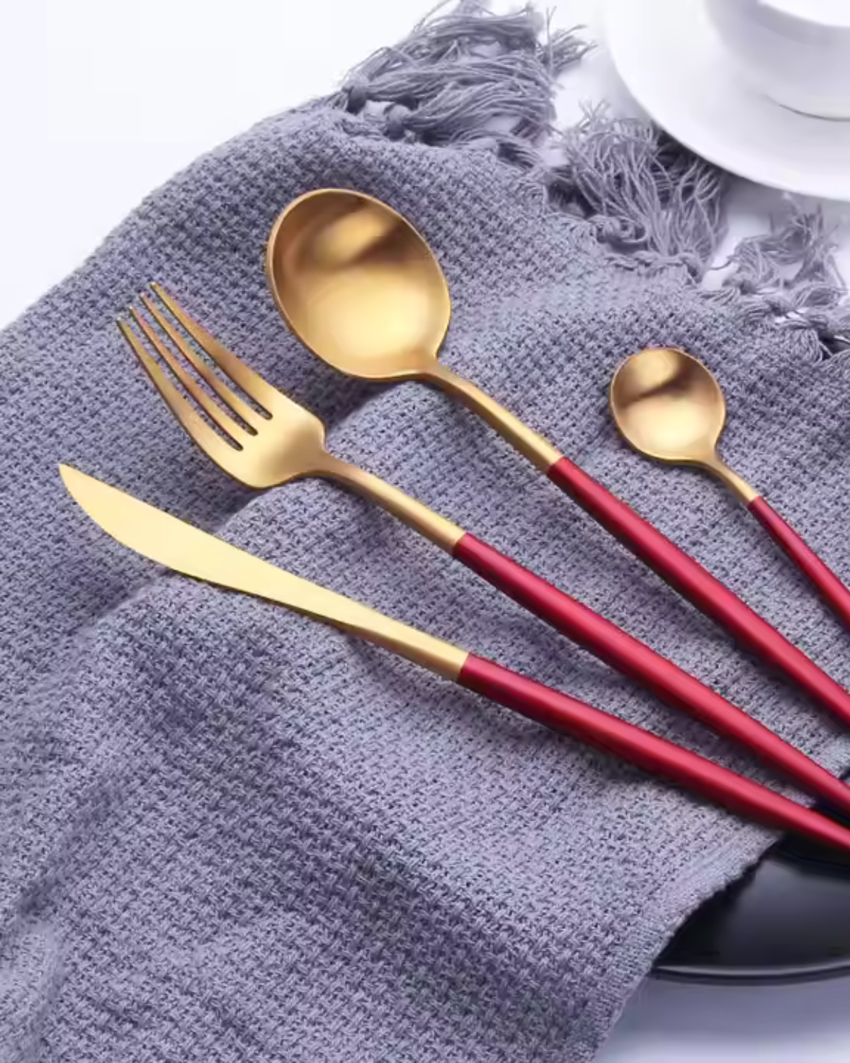 La Lumine – Luxury Cutlery Set with Gold Accents & Matte Black Handles