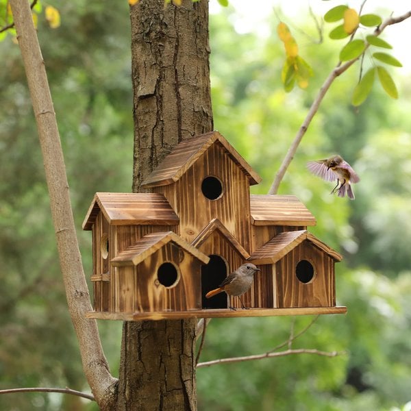 Rustica – Luxury Birdhouse with Authentic Charm