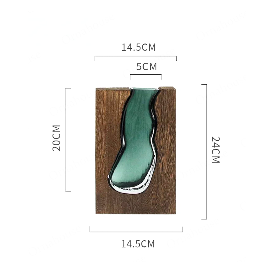 ScandiEdge – Minimalist Vase with Natural Elegance