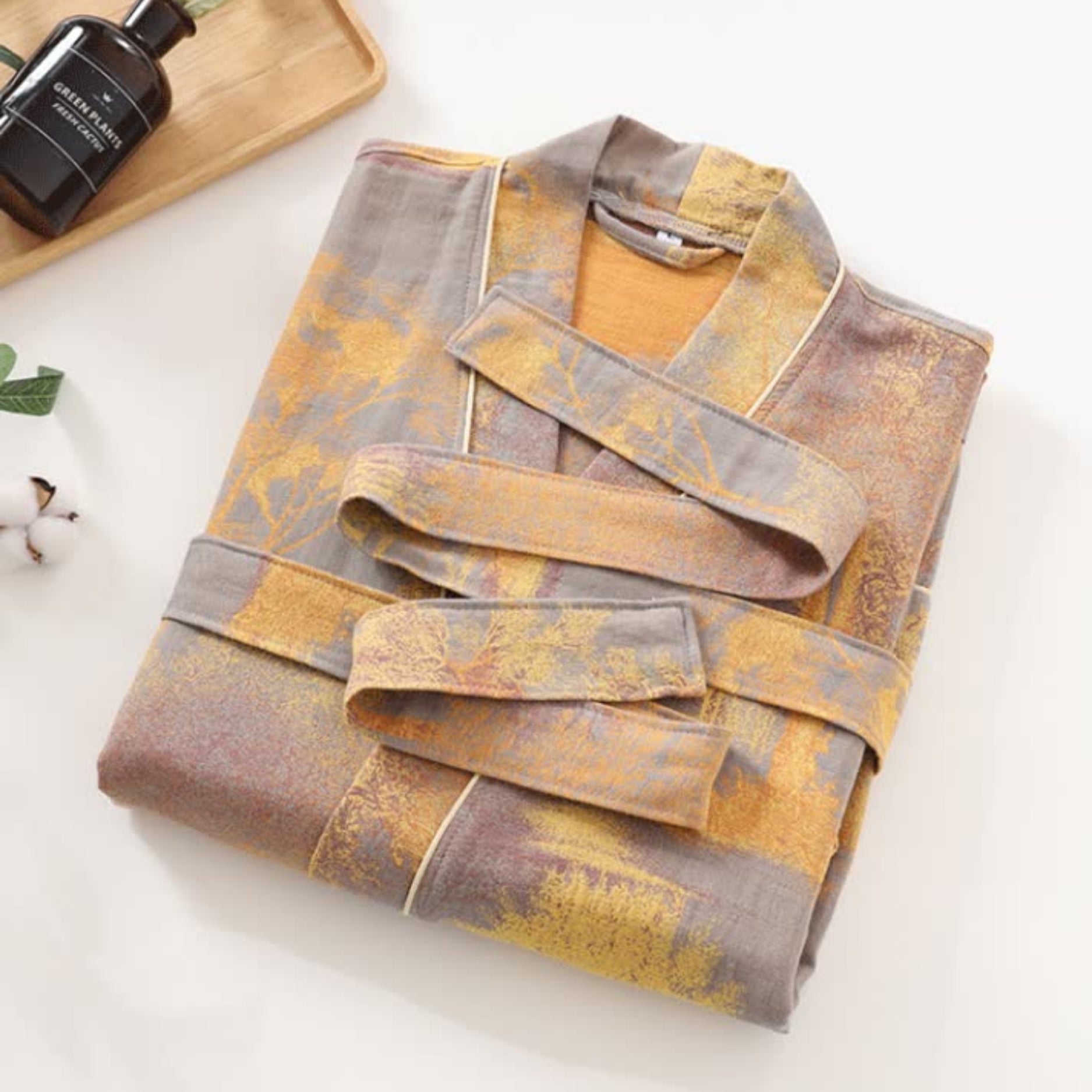SereniLuxe – Breathable & Elegant Bathrobe in Kimono Style for Ultimate Relaxation