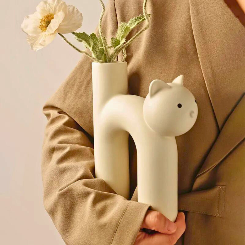 Lareké Elegant Ceramic Vase – Timeless Design for a Stylish Interior