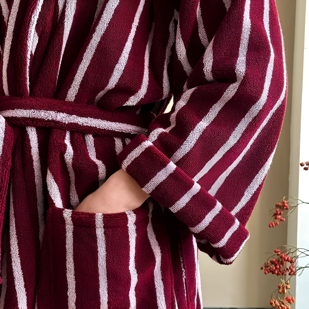 VelvetDawn – Elegant Bathrobe of Luxury Cotton with Timeless Stripe Details