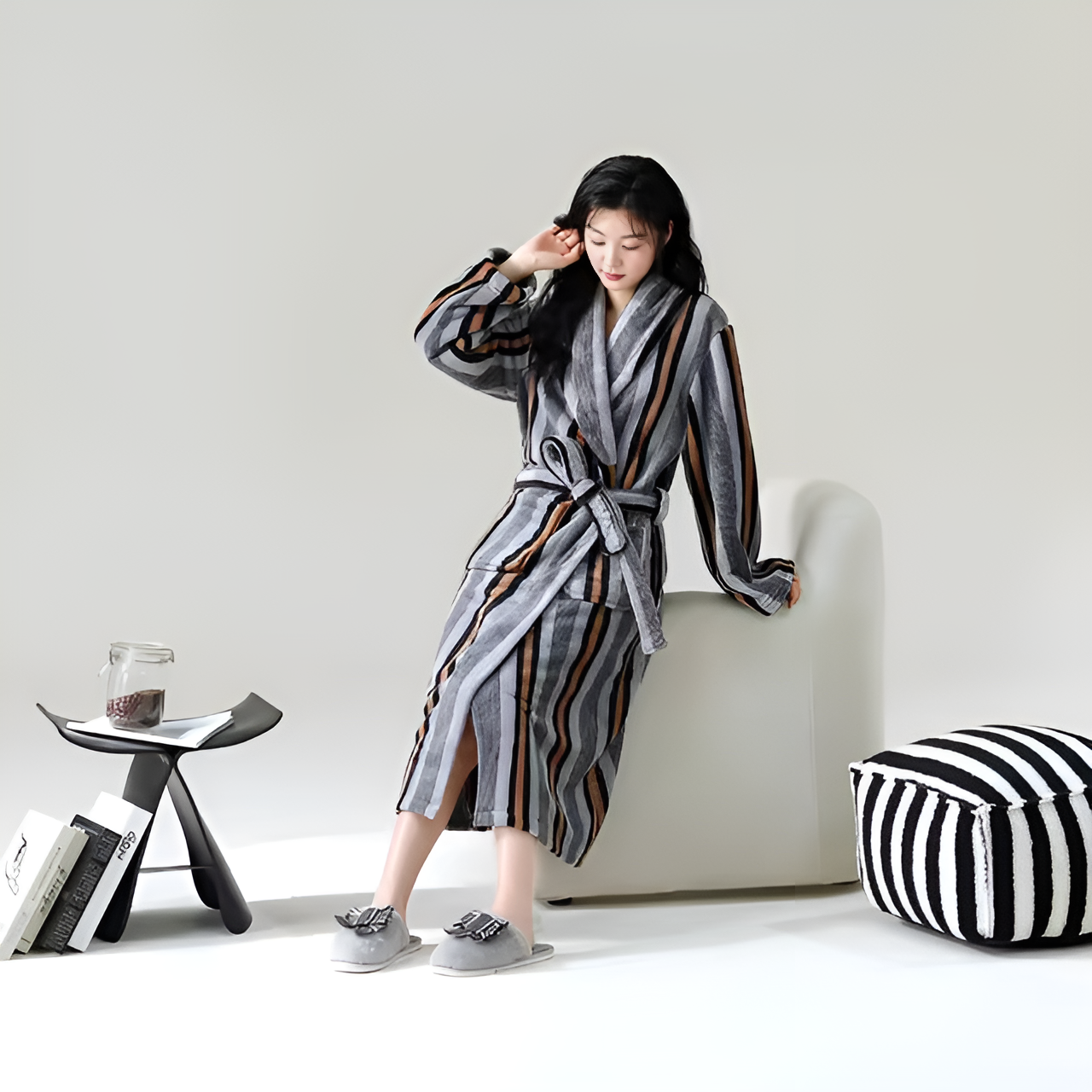 Wellness – Luxe Fleece Bathrobe with Elegant Sherpa Details for Ultimate Home Comfort