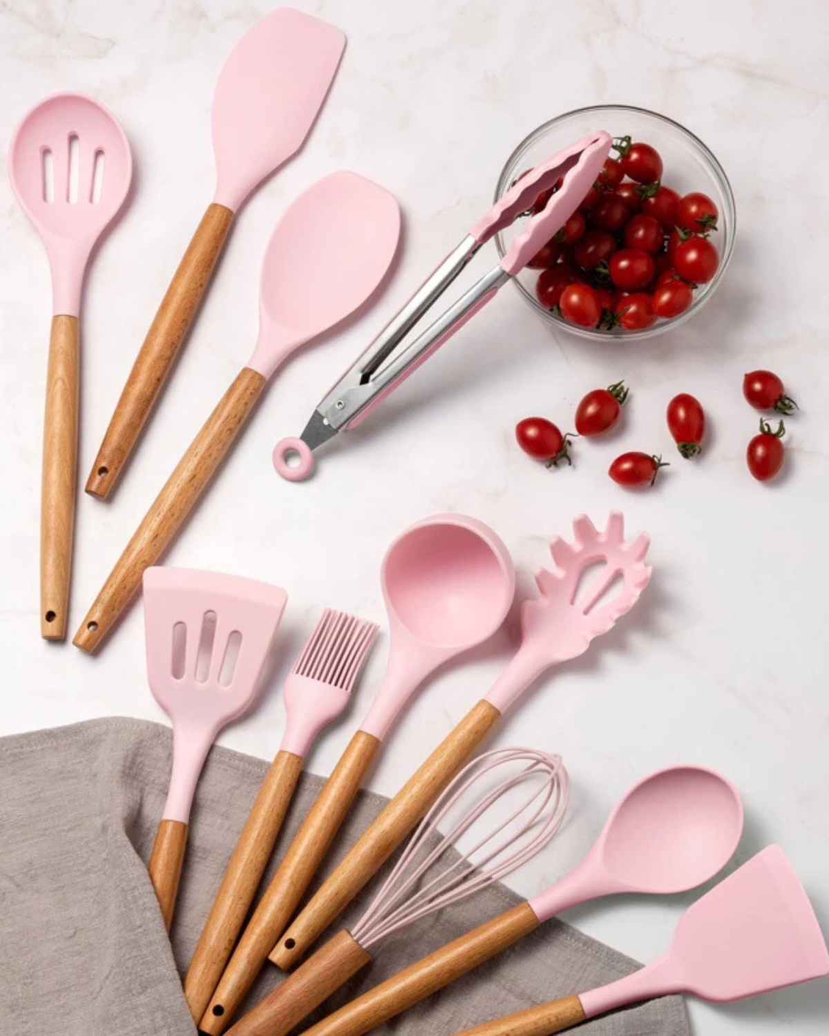 Naturéa – Eco-friendly Silicone Kitchen Set with Bamboo Handles (12-piece)