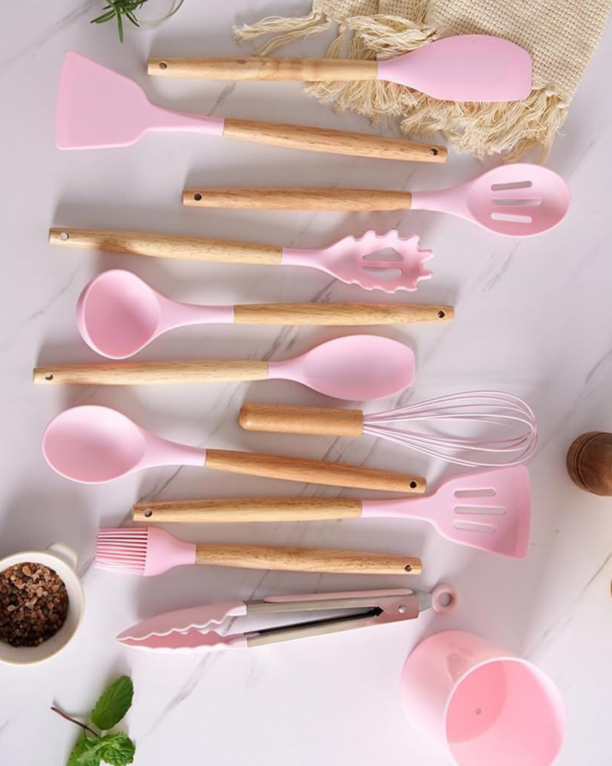 Naturéa – Eco-friendly Silicone Kitchen Set with Bamboo Handles (12-piece)