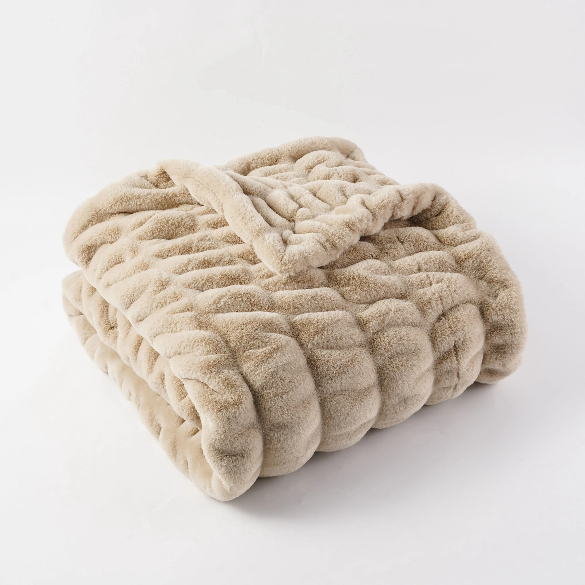 Plaid en fausse fourrure pelucheux avec design 3D côtelé réversible pour canapé