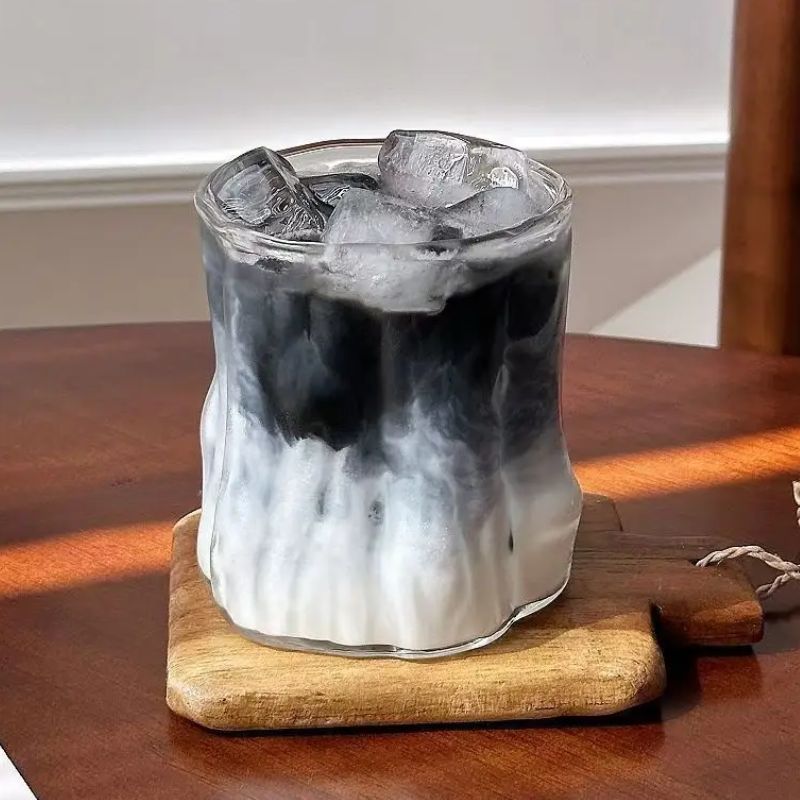 MizuLoden – Vintage Glass Mug with Japanese Serenity