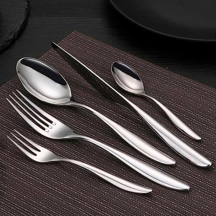 LumiForge Luxe Cutlery Set – Stylish Stainless Steel Design for a Refined Dining Table Experience
