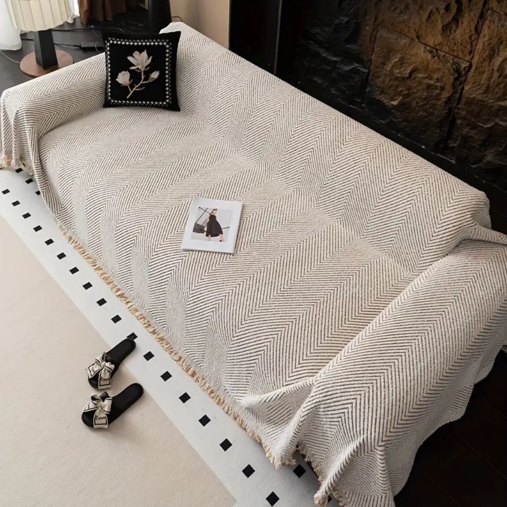 LumiWeave Luxe Herringbone Sofa Cover – Stylish Protection for a Timeless Interior