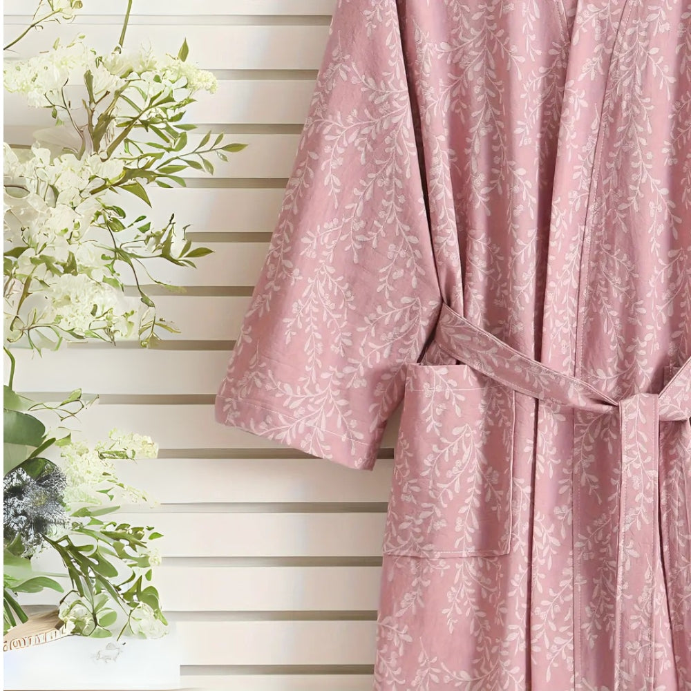 VeluSage – Refined Cotton Bathrobe with Jacquard Detail for Pure Relaxation