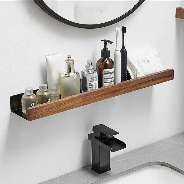 WoodHaven – Rustic Bathroom Rack with Drill-Free Assembly