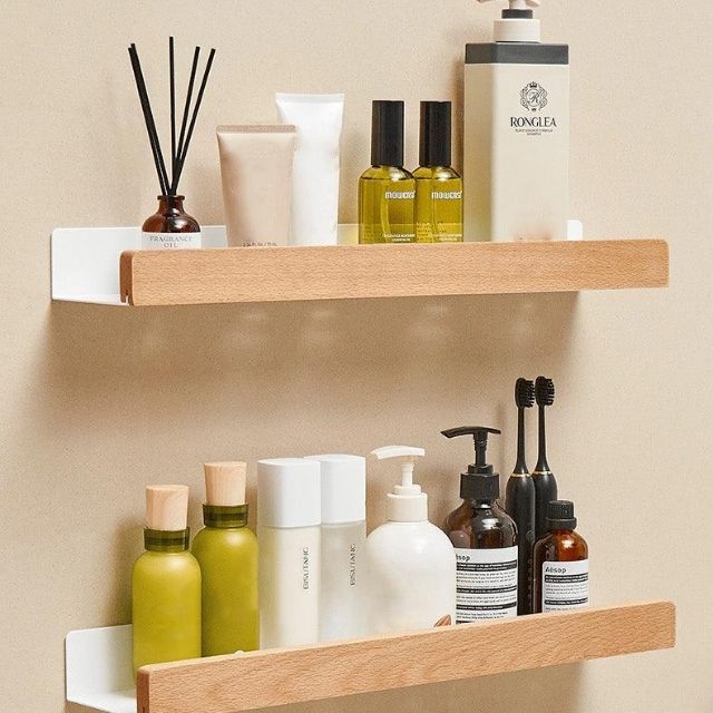 WoodHaven – Rustic Bathroom Rack with Drill-Free Assembly