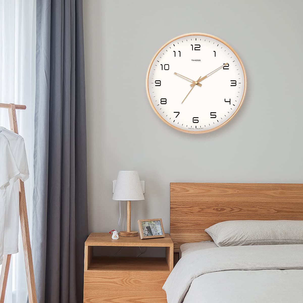 TimberTime – Stylish Wooden Wall Clock with Silent Movement for a Timeless Interior