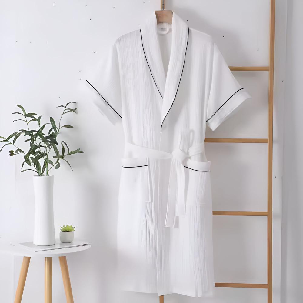 LumiLounge Luxe Cotton Bathrobe with Short Sleeves – For a Fresh and Stylish Summer Look