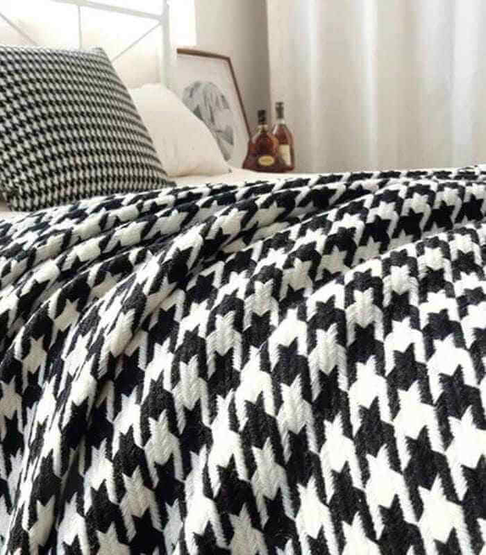 Étoile Noir – Luxury Houndstooth Plaid with Timeless Elegance