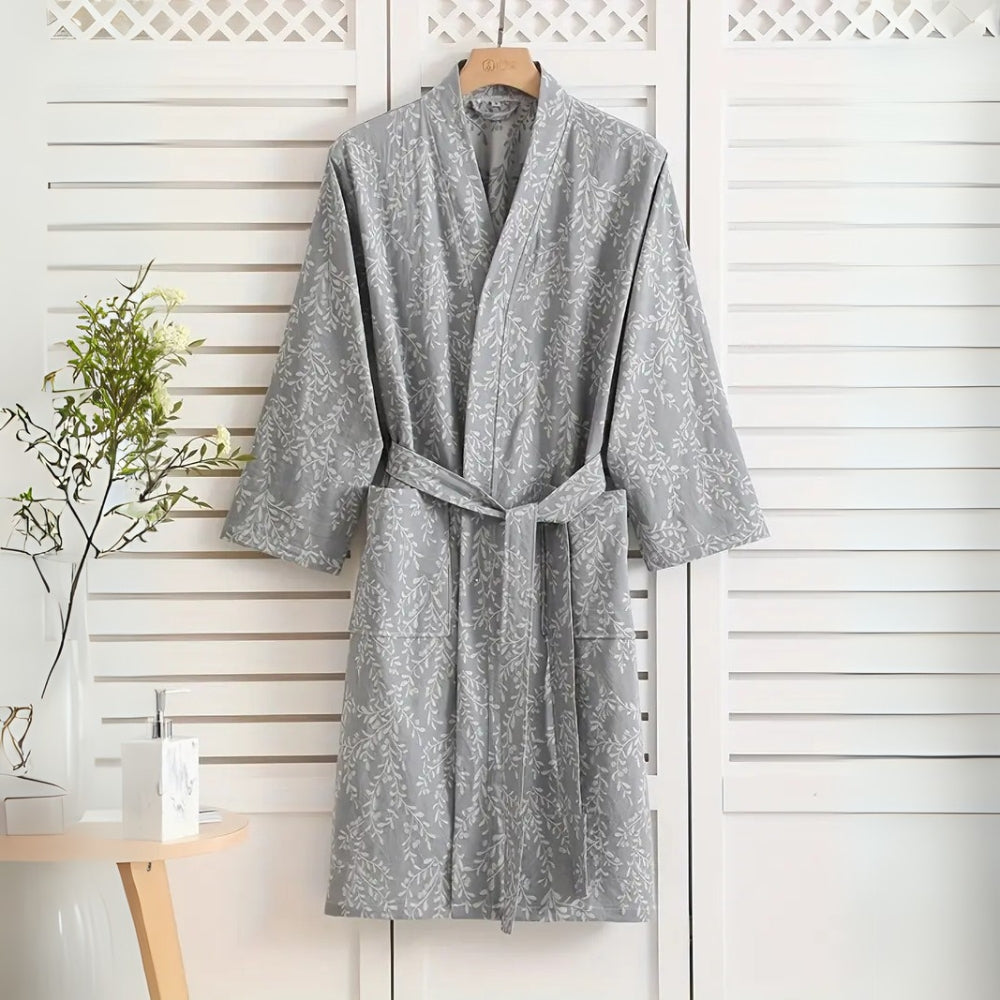 VeluSage – Refined Cotton Bathrobe with Jacquard Detail for Pure Relaxation