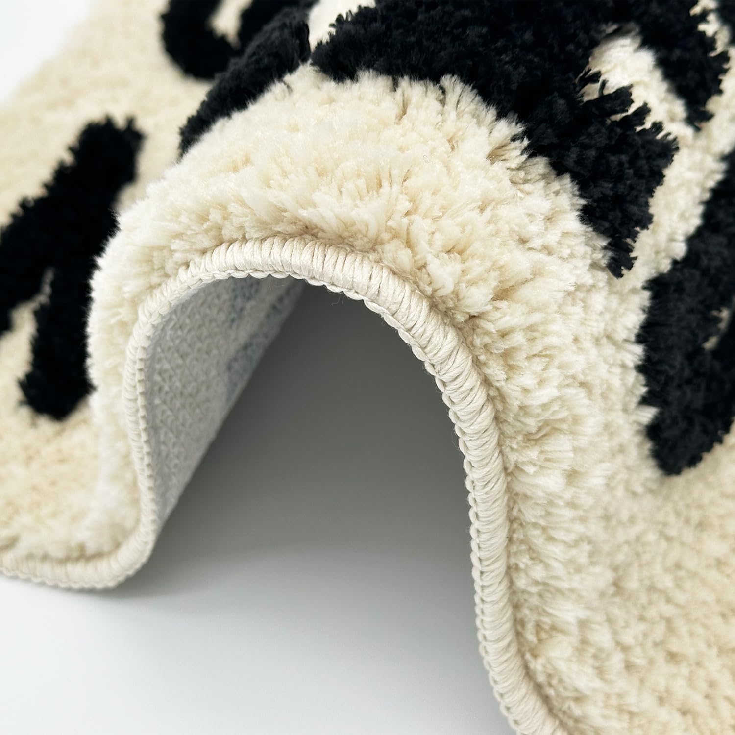 CloudLuxe – Super Soft Bath Mat with Non-Slip for Ultimate Comfort and Style