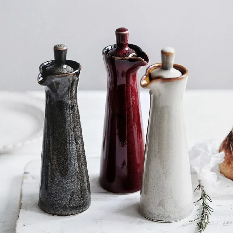 LuxeFlow – Ceramic Jug with Elegant Scandinavian Style