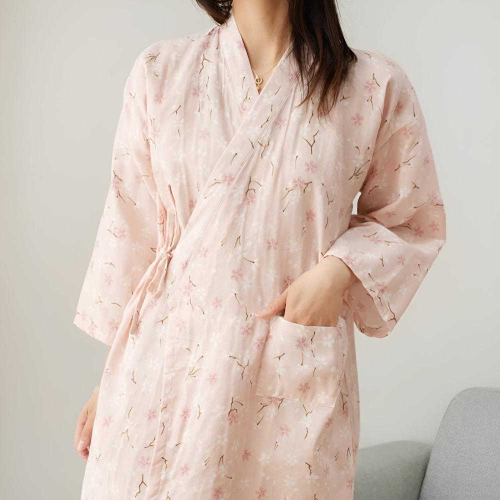 BloomLuxe – Refined Cotton Bathrobe with Japanese Influences for Pure Relaxation