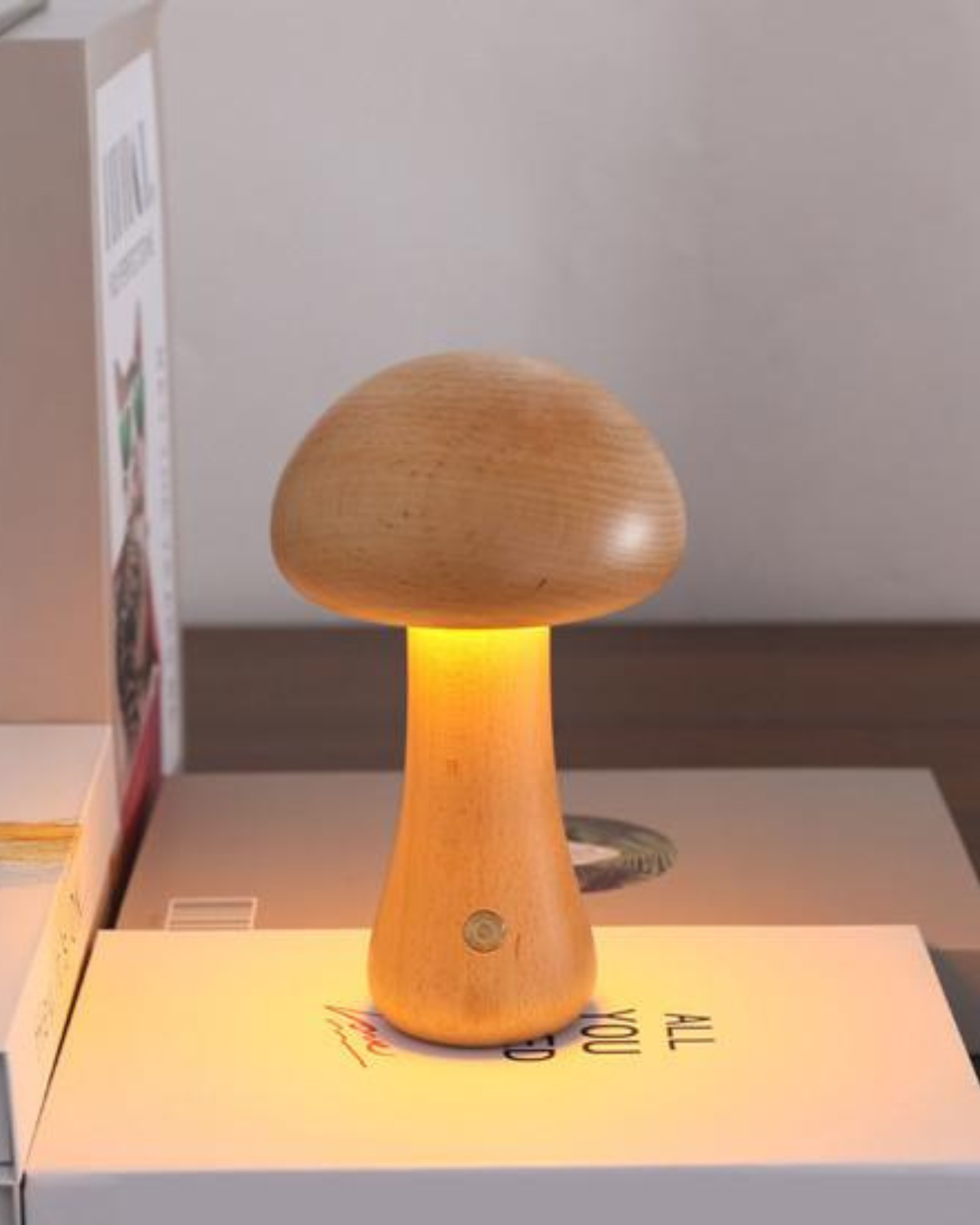 The Mushroom Glow – Wooden Table Lamp with Organic Shape and Warm Ambiance