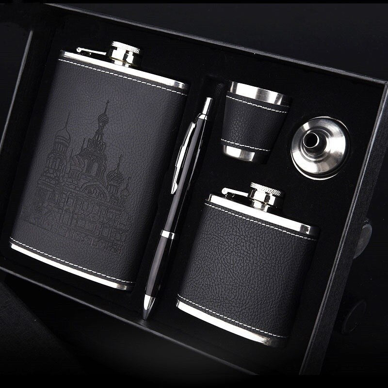 Stelvio – Luxury Stainless Steel Hip Flask Set with Leather Finish