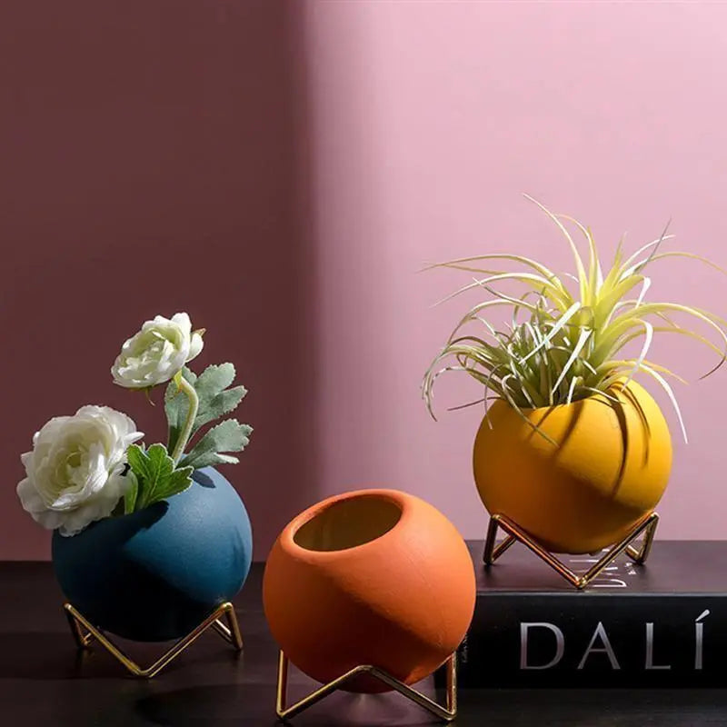 VividNest – Modern Ceramic Plant Pot with Stylish Stand