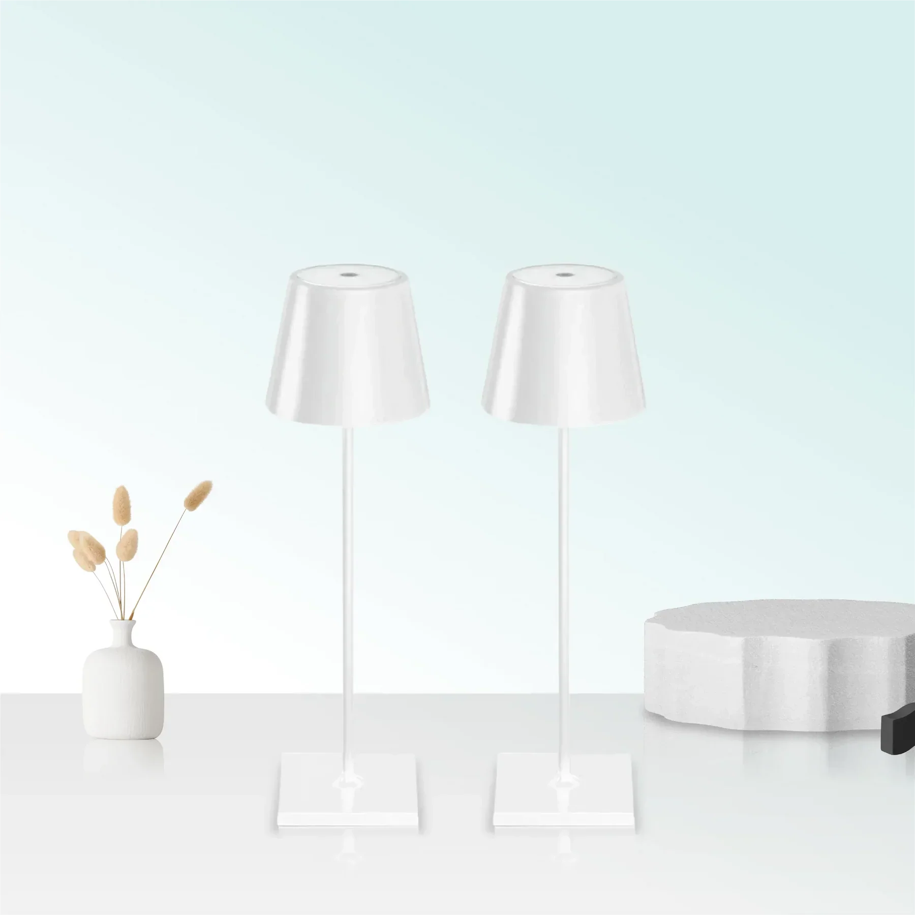 LumiFlex – Luxe Wireless Table Lamp with Adjustable Lighting