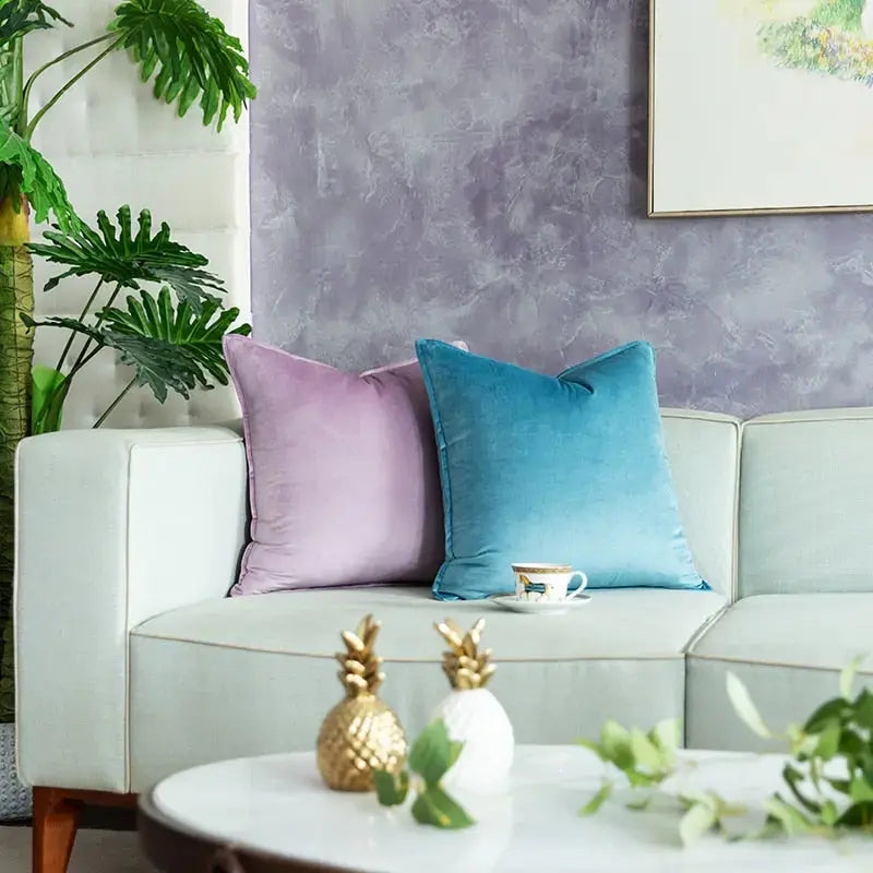 VelvetLux – Luxe Velvet Cushion Cover with Flannel Edge