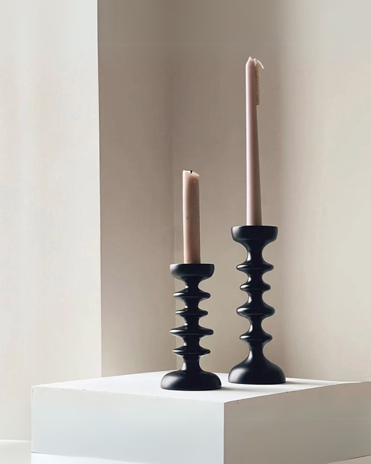 The Sculptor – Luxury Wooden Candle Holder with Sculptural Elegance