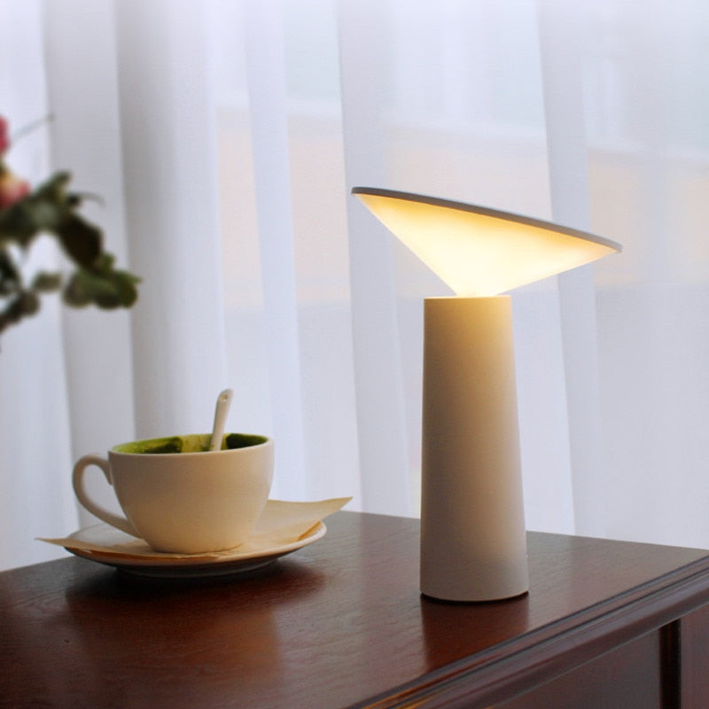 PalmLume – Modern LED Table Lamp with Dimmable Function and Rechargeable Design