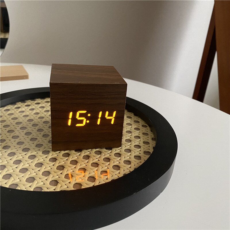 TempoWood – Digital Wooden Clock with Time, Date & Temperature Display
