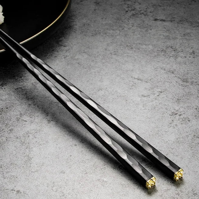 EliteStix – Luxe Set of 5 Metal Chopsticks with Modern Black & Gold Design