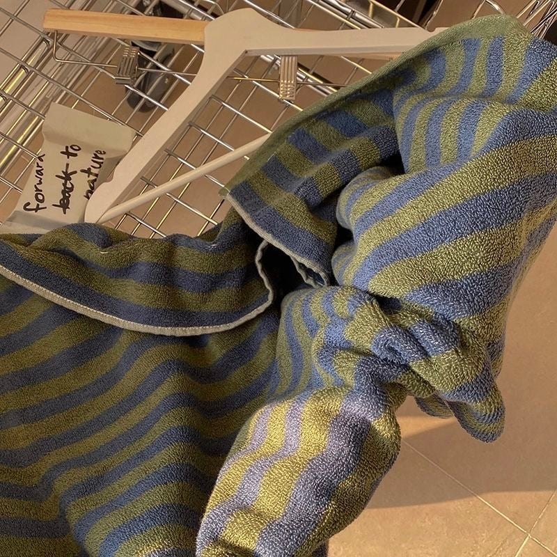 BowLift Luxe Cotton Towel | Retro Chic for a Stylish Bathroom Interior