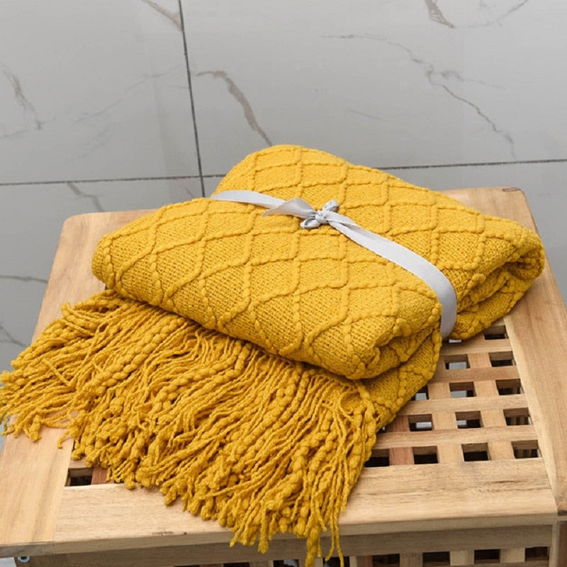 LumiWeave Luxe Knitted Throw – For a Warm & Stylish Interior