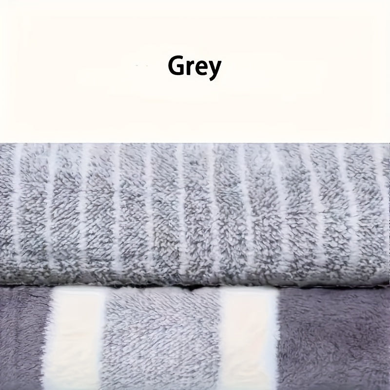 VeluSoft – Luxe 8-Piece Bath Towel Set of Soft Coral Fleece for Ultimate Comfort