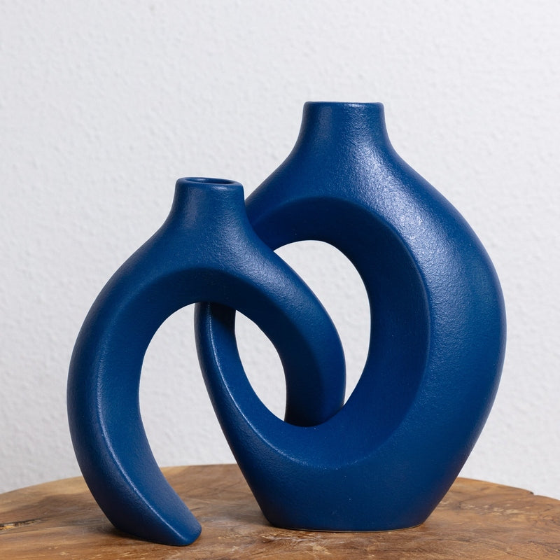 FloréWeave – Artistic Flower Vase with Woven Design for Elegant Flower Arrangements