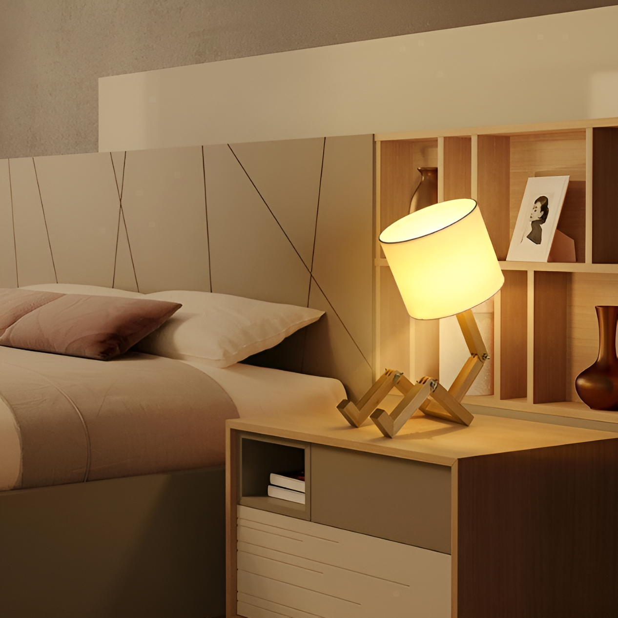FlexiWood – Unique Adjustable Table Lamp with Natural Wooden Accents
