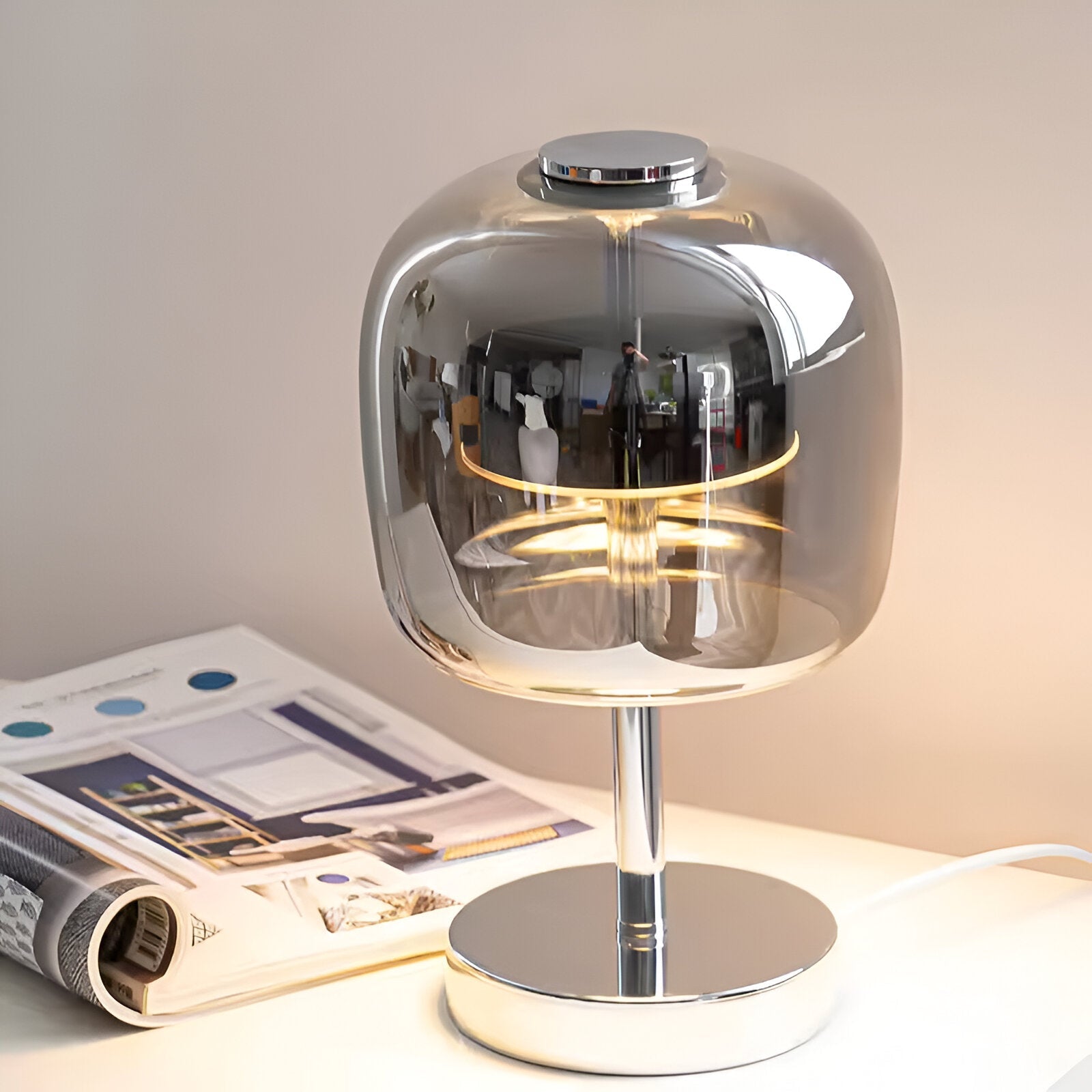 GlowSphere – Stylish Dimmable Table Lamp with Modern Elegance