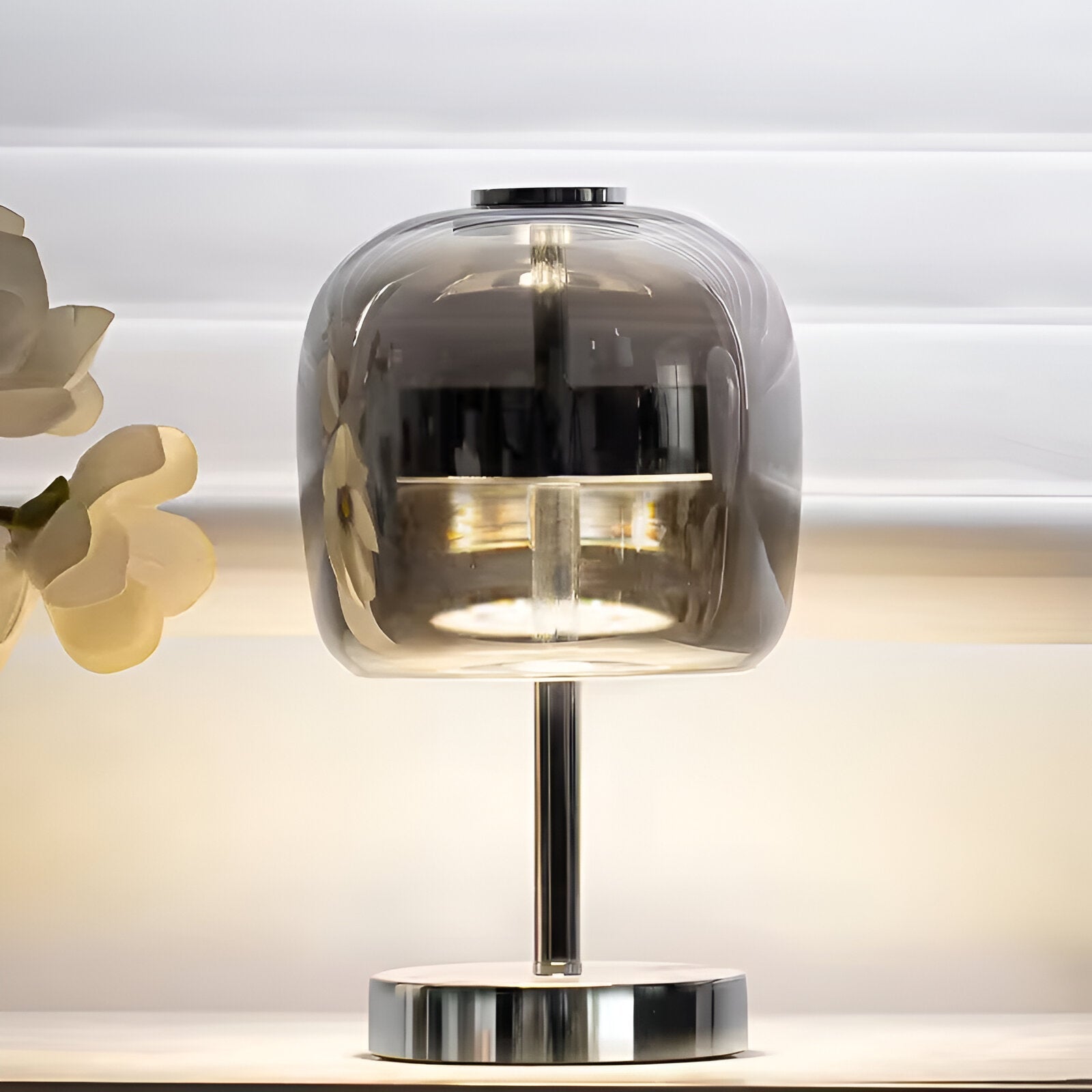 GlowSphere – Stylish Dimmable Table Lamp with Modern Elegance
